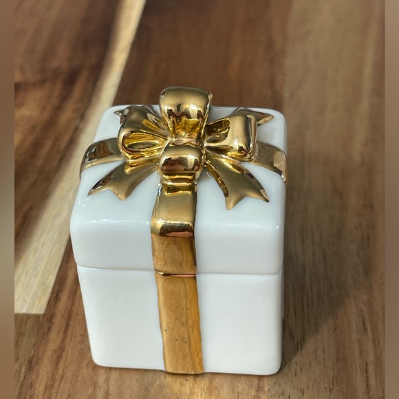 Two Lenox Gold Trinket Box- Vintage Porcelain - Picture 2 of 5